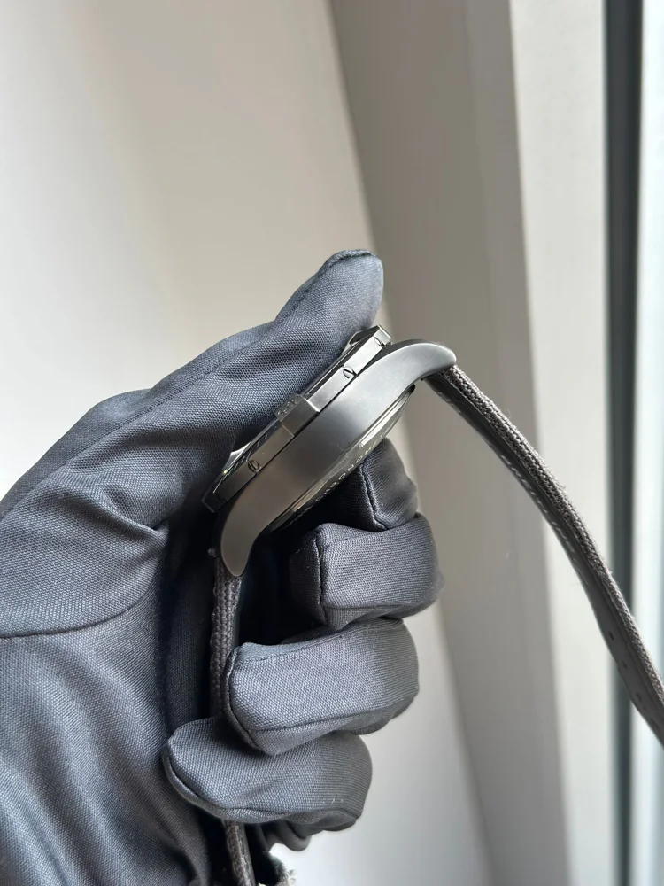 Breitling Avenger V13317101B1X2